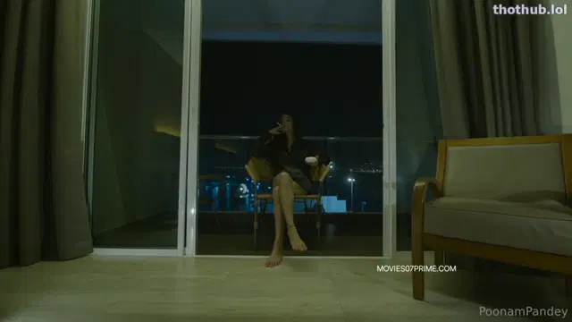 Poonam Pandey – Softcore “WHORE IN MY BED”