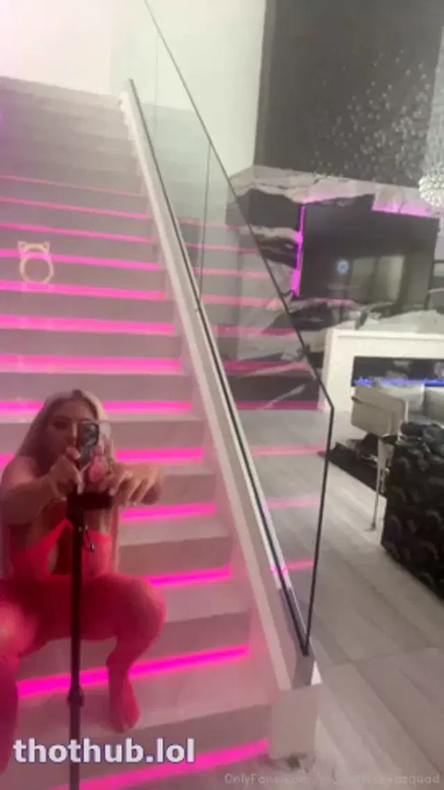 NICOLETTE SHEA ONLYFANS