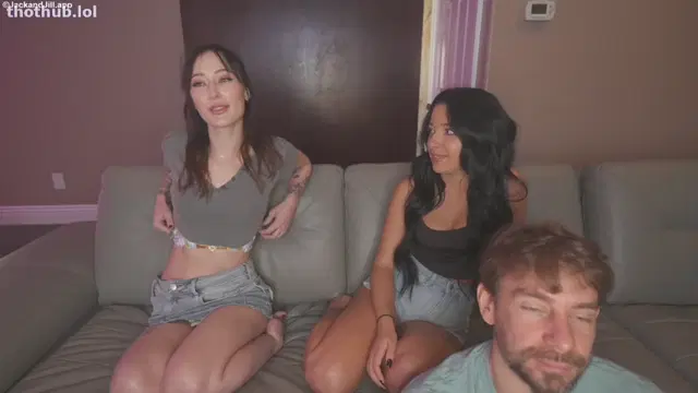 Vanessa, jackandjill, and lilly’s public webcam show on 2023-10-05