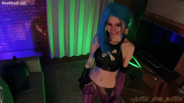 Little Emo Kitten – Jinx cosplay