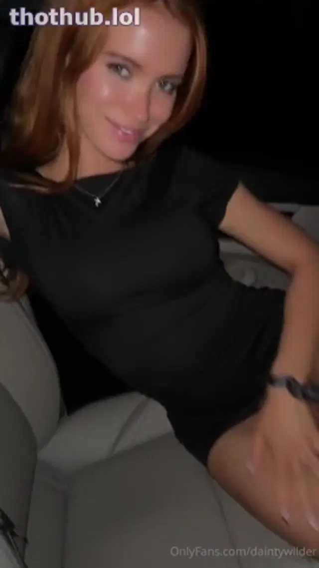 Dainty Wilder & Zoey Luna car backseat lesbian video