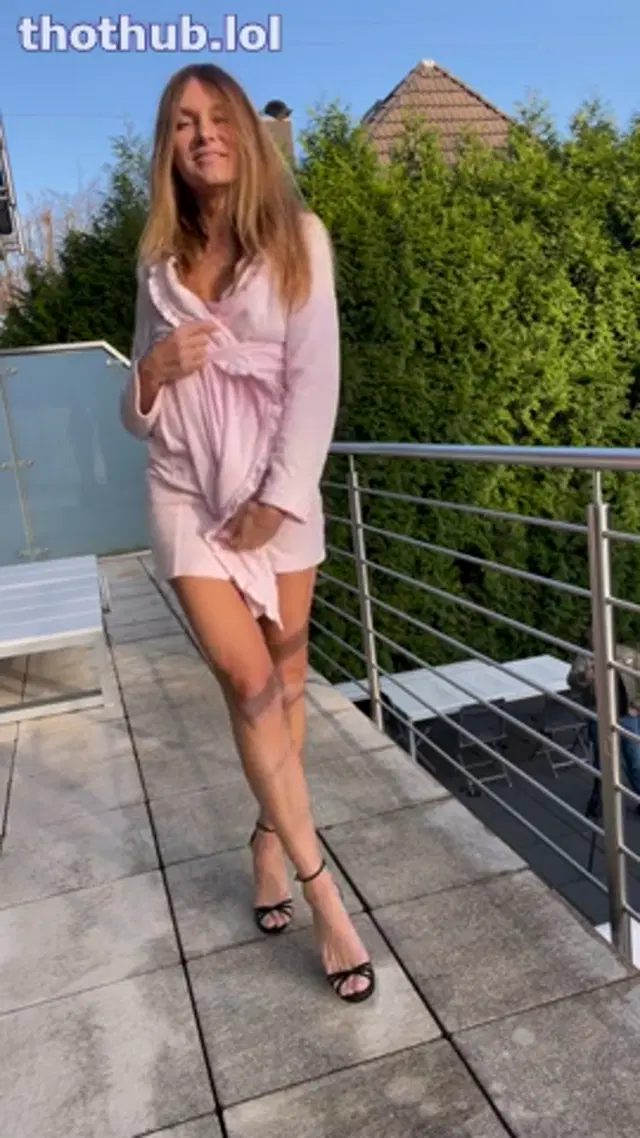 Dana Natalli outdoors
