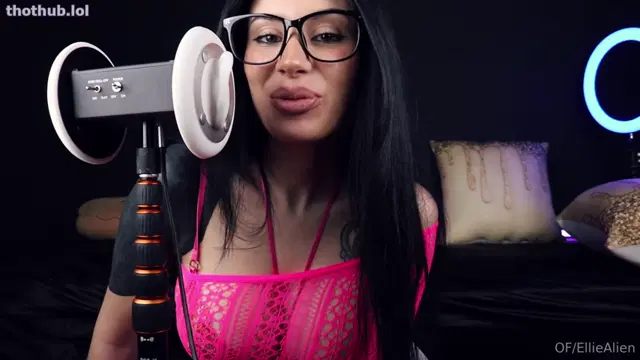 Ellie Alien ASMR