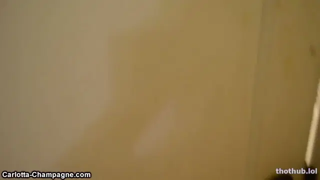 Carlotta Champagne Happy Nude Year