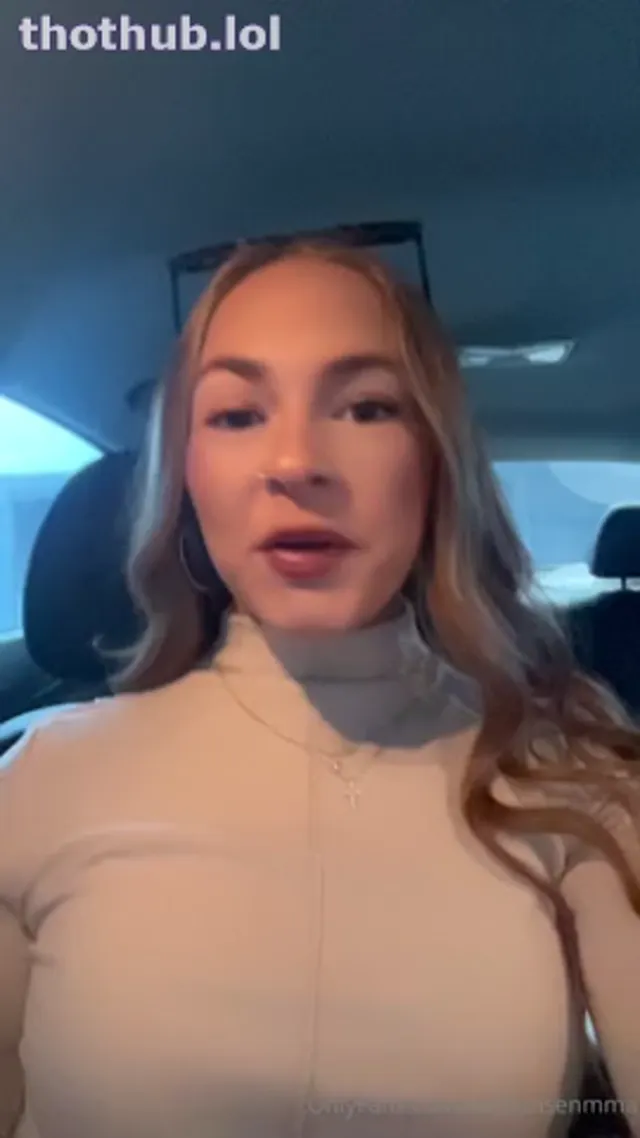 Kay Hansen UFC fighter Dildo Car play