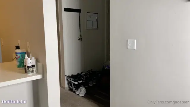 Jadeteen step sis caught
