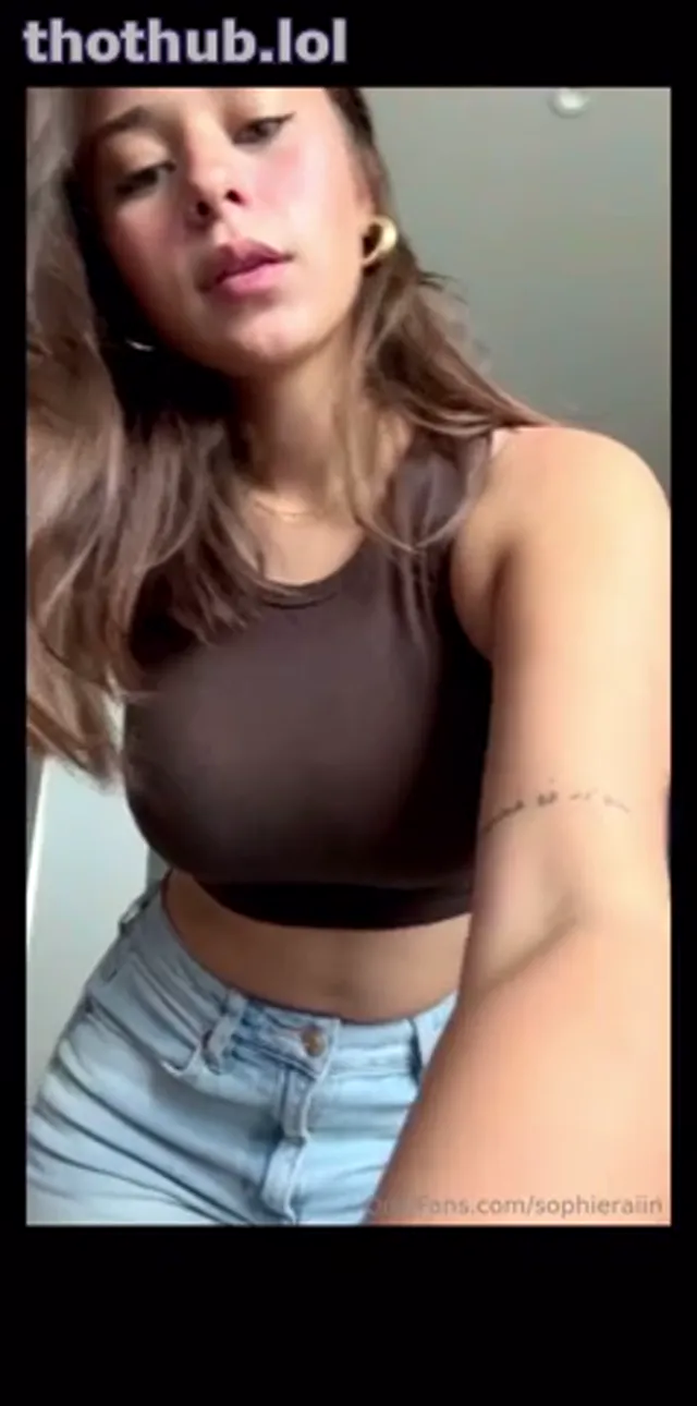 Sophieraiin OnlyFans Leaked Striptease