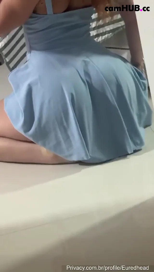 Perfect Brazilian Redhead show 3