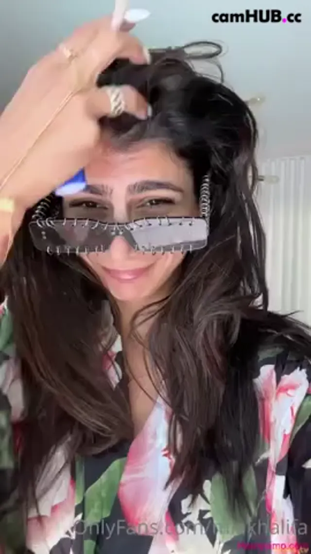 Mia Khalifa onlyfans pool day sex video