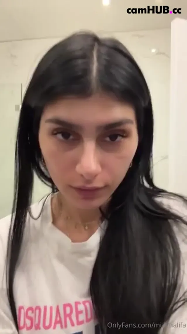Mia Khalifa onlyfans after shower video