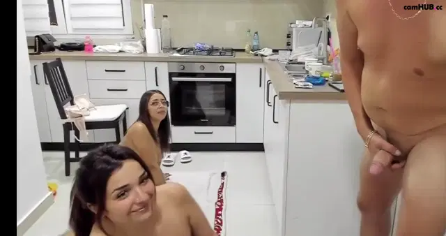 Nolimitscoupl3 Chaturbate blowjob record 01.01-2026