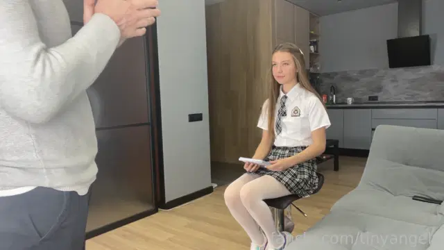 Tinyangelxx chaturbate aka Fansly tiny_angel pussy show