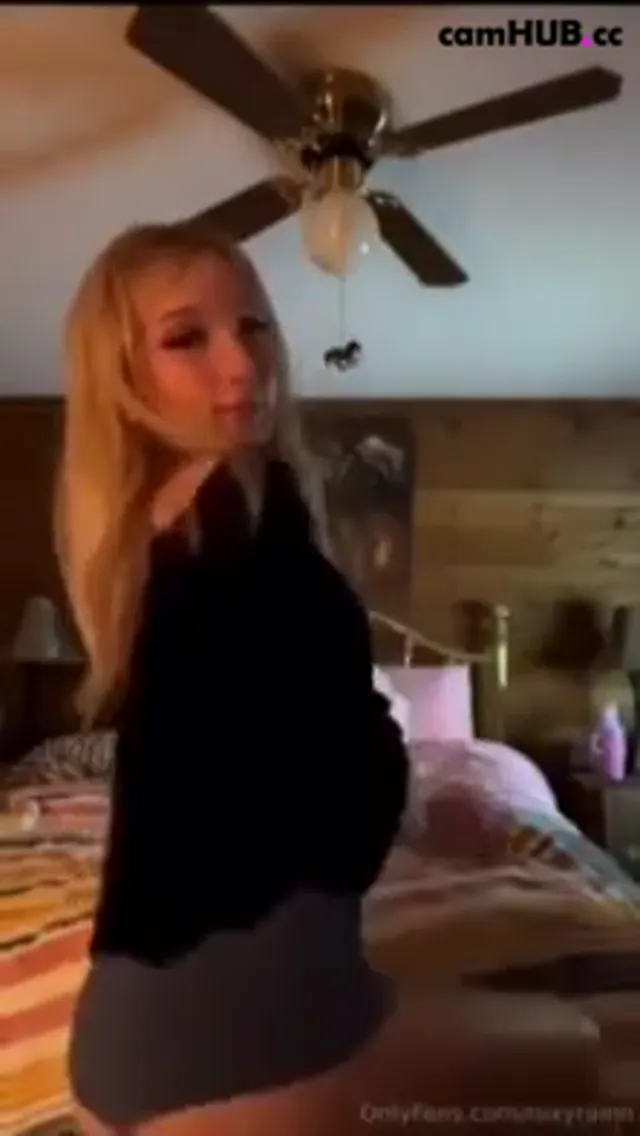 Roxyrain2736 Private striptease Onlyfans