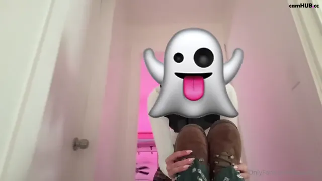 Babyfooji aka peachtoot _ Onlyfans ppv with sexy blonde