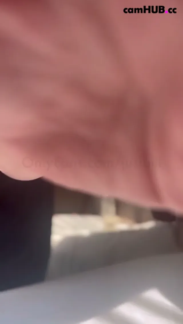 Onlyfans JustBILI Rides Her Dildo Till She Squirts