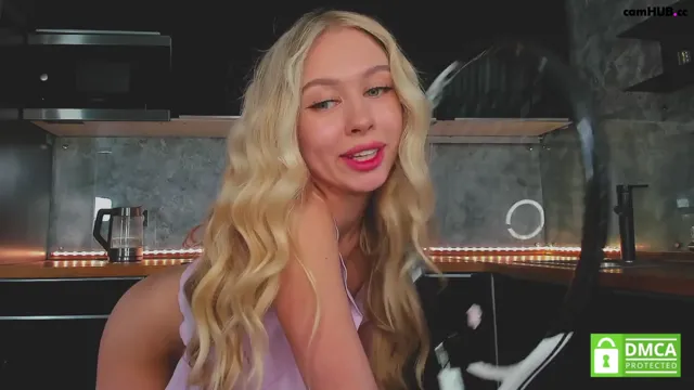 Aleksa_cutie  pillow riding