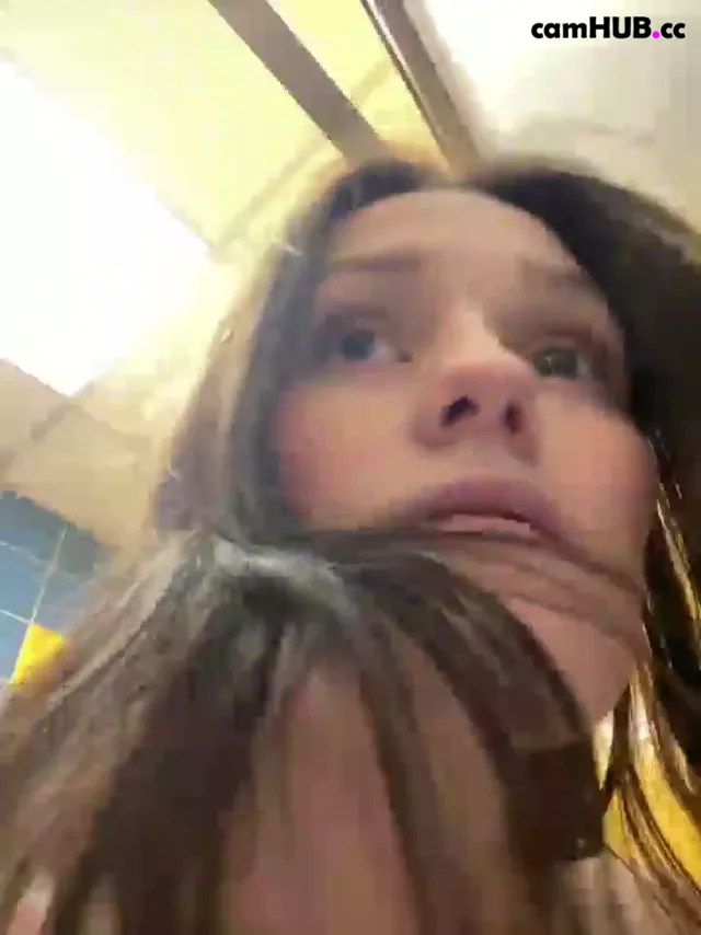 Mia_Mia_M_ public bathroom