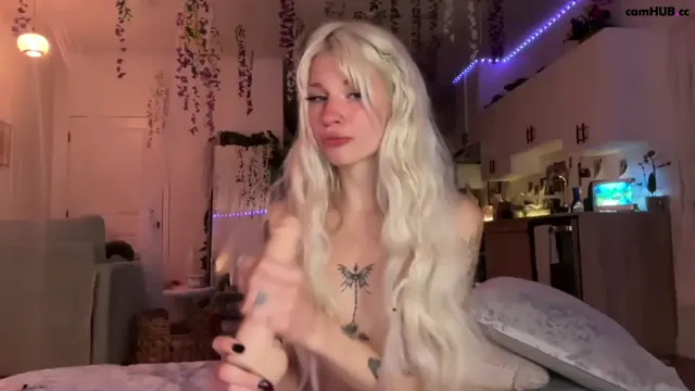 Annieangel18 show 3