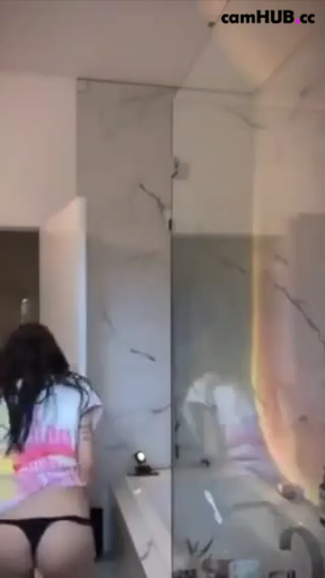 Mia Khalifa Nude Close Up Tits Onlyfans