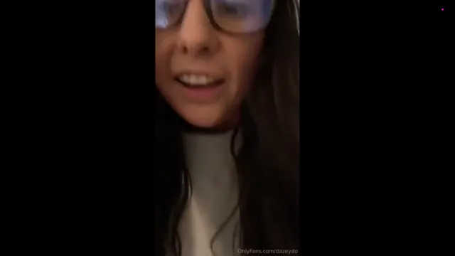 Dazeydo Chaturbate pussy leaks
