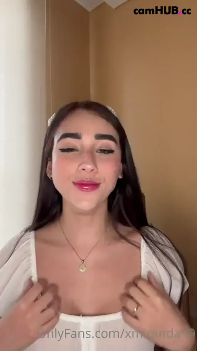 Xmiranda99 Hot Babe Fingers Pussy & Uses Her dildo Onlyfans