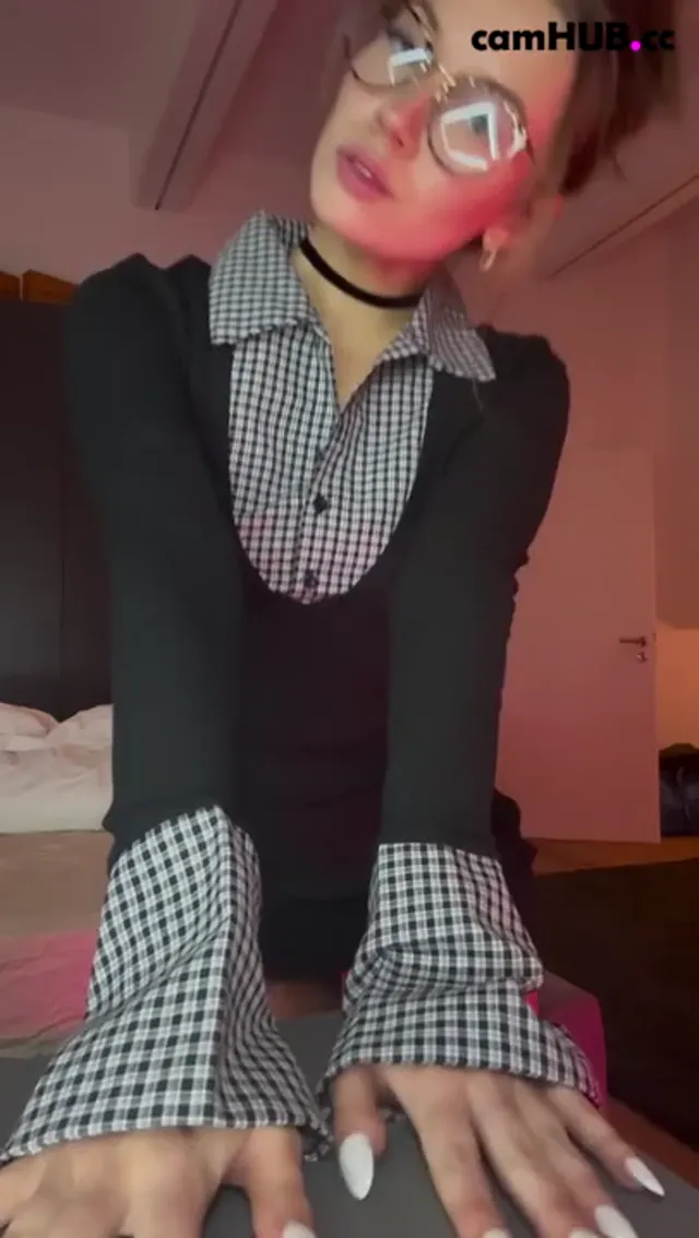 Nerdy Viktoriakpas Glass Dildo Masturbation Onlyfans