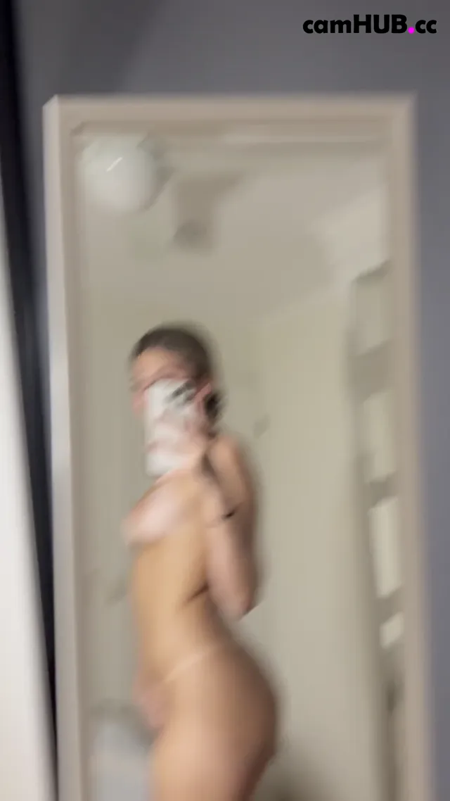 Missemelia7 FRONT MIRROR NAKED