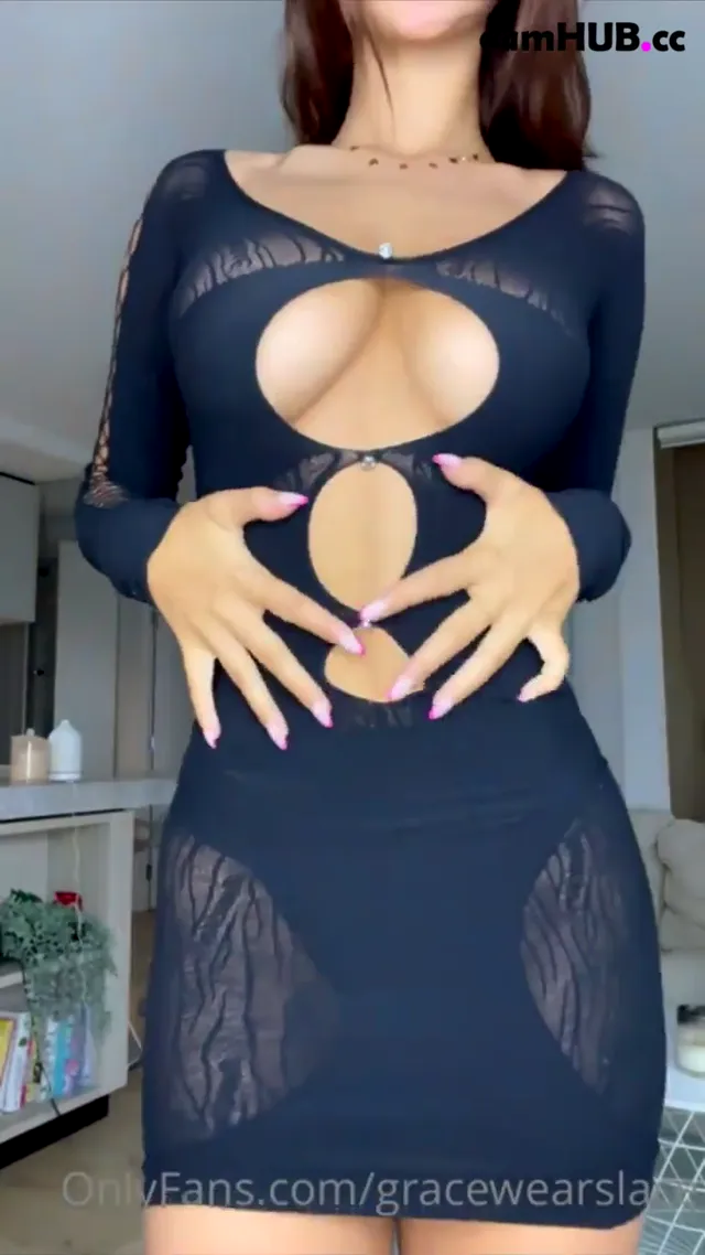Gracewearslace Sexy babe strips & fucks her dildo Onlyfans