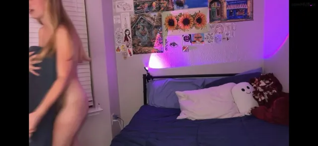 Elliee81 pussy slip