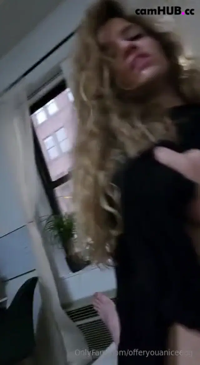 Offeryouaniceegg onlyfans show