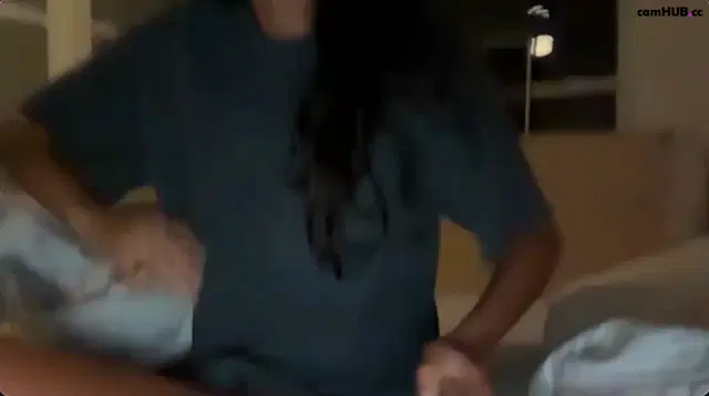 Greasybangs full naked & show pussy