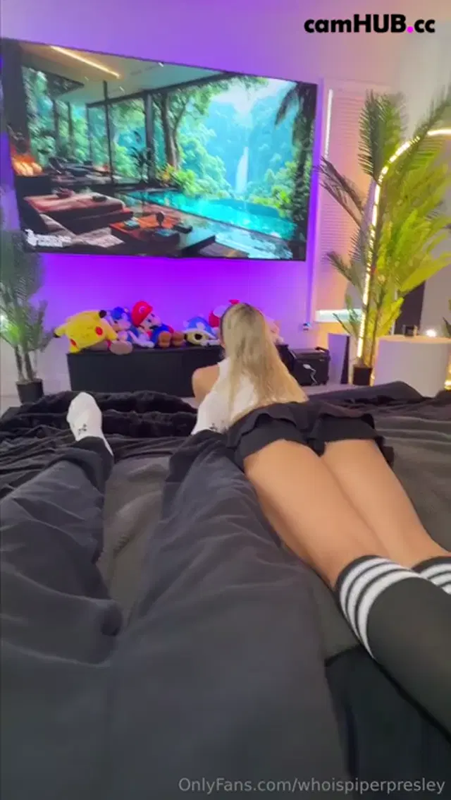 Piper Presley Gets Fucked While Watching TV Onlyfans