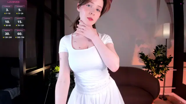 Mskionny Chaturbate posing