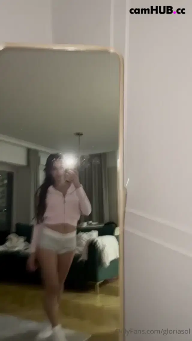 Gloria Sol Rides A Dildo In Front Of A Mirror Onlyfans