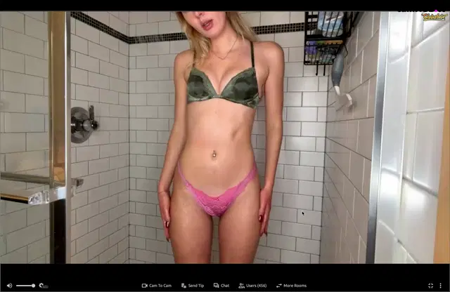Lanamaex showers, Chaturbate