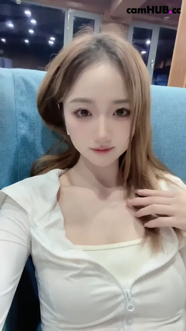 Never seen her in dream now you can