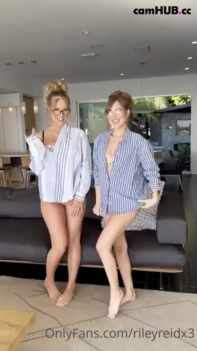 Sky Bri And Riley Reid Threeway Onlyfans
