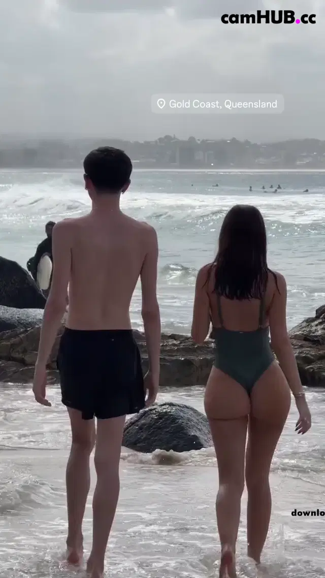 Mikaela Testa show 28