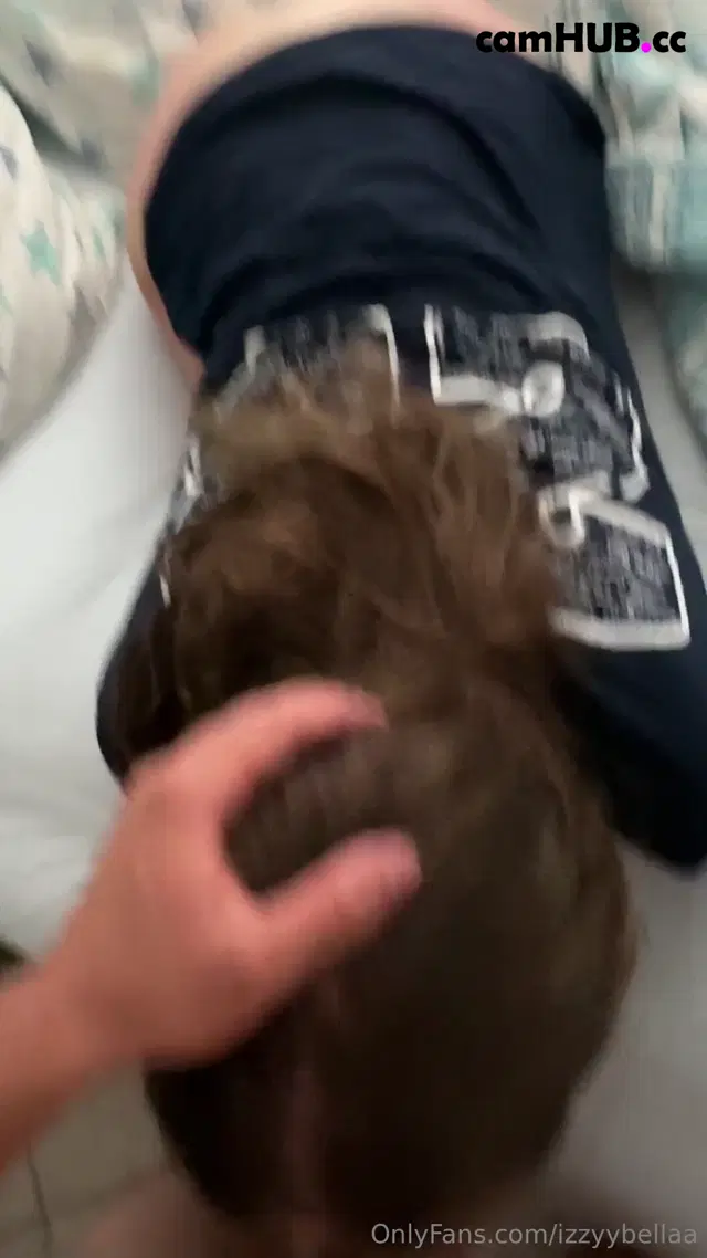 Ellieluvs B/G BLOWJOB