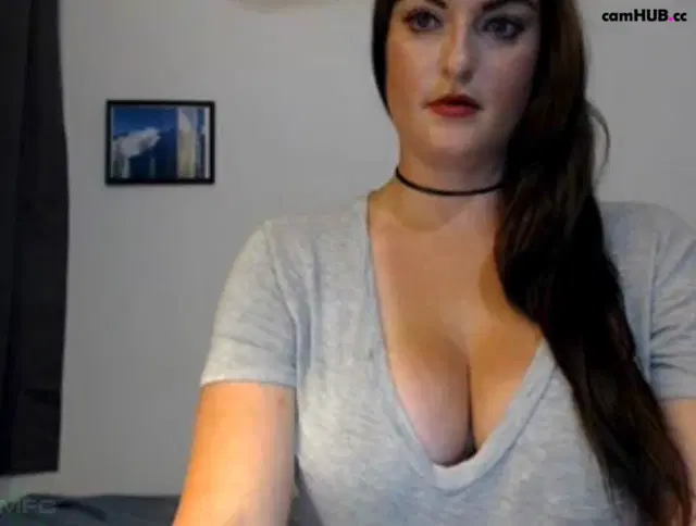 Stuffitinme – relaxing on cam