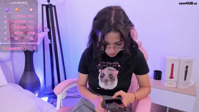 Im_lily_ cute pierced nipples