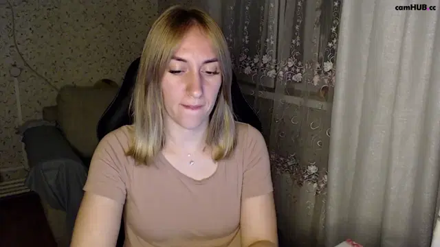 Chickabomb Boob show