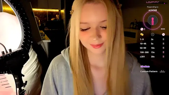 Meliss_ss live on Chaturbate show 2