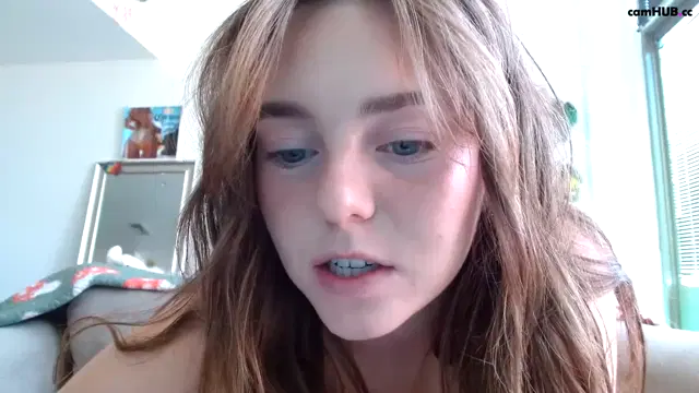 Lissielovexo live on Chaturbate