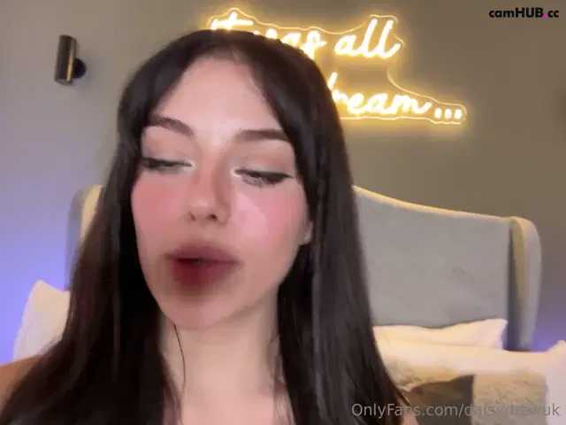 Emily Black, Daisy Drew & Alexia Grace show