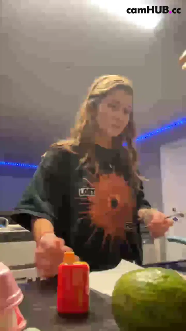 Iyssy3333 onlyfans leak show