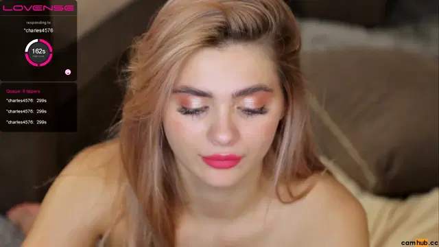 Alex_kiss_kiss naked