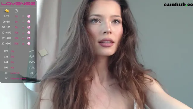 Isia_slay naked & show body