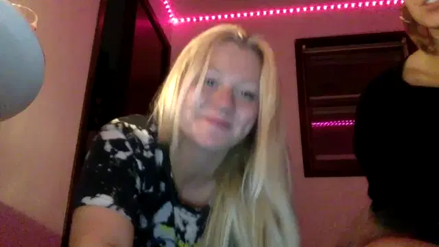 [chaturbate ] prettypoliteladies 8-july-2023 show ass and tits new girls