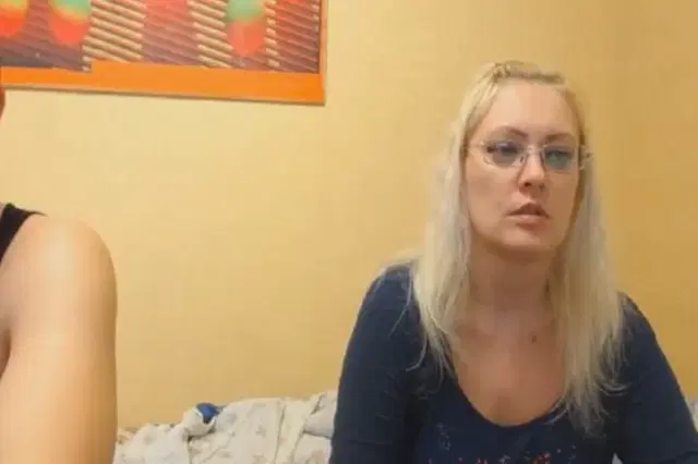 Amateur Couple Having Awesome Sex show 3